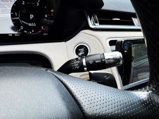 Land-Rover Range Rover Velar 2.0D I4 RDYNAMIC S 4WD AUTO. con TECHO SOLAR, CUERO... 