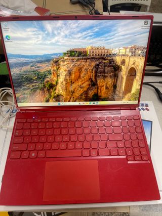 Portátil 15 Intel Celeron 12GB RAM 512GB SSD V001