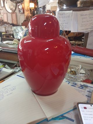 Jarrón de cristal rojo opalino