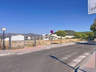 Terreno en venta en Lucena