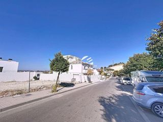 Terreno en venta en Lucena