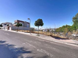 Terreno en venta en Lucena