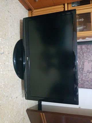 Televisión LG 42 pulgadas Negra