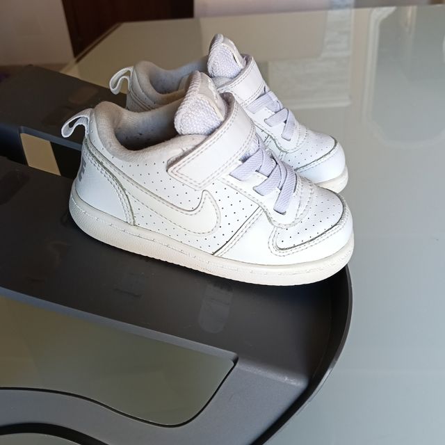 Nike Scarpe Bambino/a Strappo Tg 22