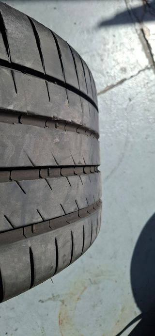 Neumático Michelin Pilot Sport 4 S