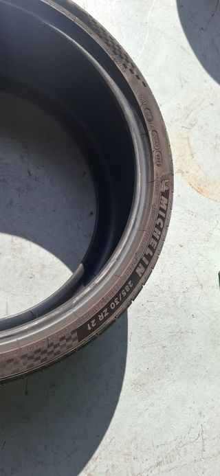 Neumático Michelin Pilot Sport 4 S