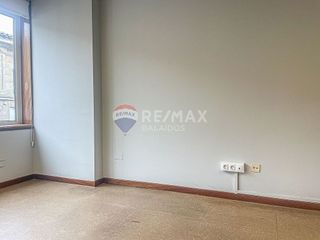 Oficina en venta en Zona Fernández Ladreda en Pontevedra
