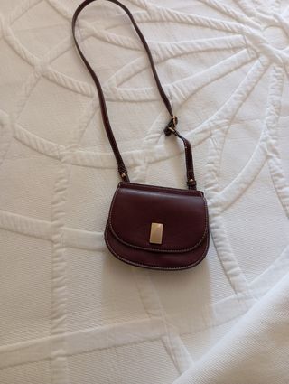 Bolso de cuero marrón