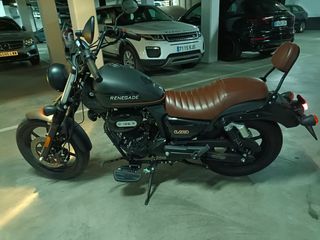 Moto UM Renegade 125cc Negra