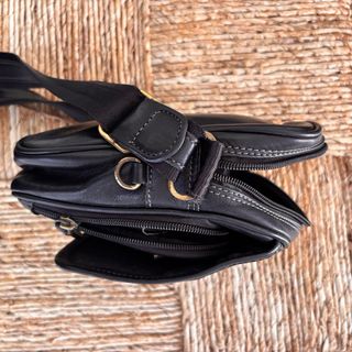 Bolso Katana Piel Vaca Negro 19x17x7 cm