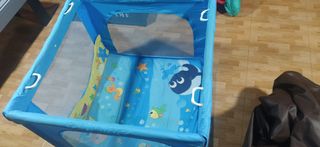 Parque infantil, cuna viaje y barrera de cama.
