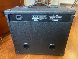 Amplificador Bajo 20W IN-OUT Negro