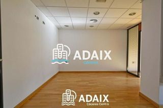 Oficina en venta en Centro en Cáceres