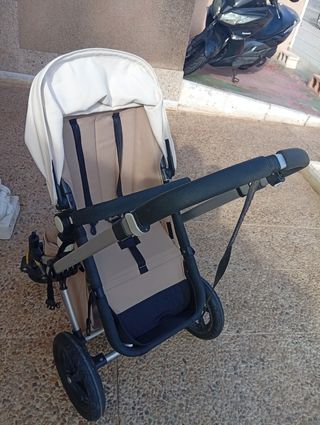 Bugaboo Cameleon con todos los accesorios.....