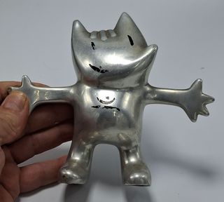 Mascota Cobi Original Aluminio Mariscal.