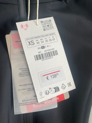 Mono de esquí Zara
talla: XS