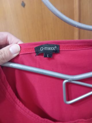 Camiseta Gmaxx Mujer Logo Frontal Roja 
