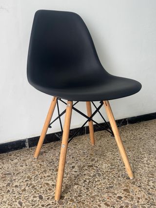 Set di 2 sedie nordiche nere
