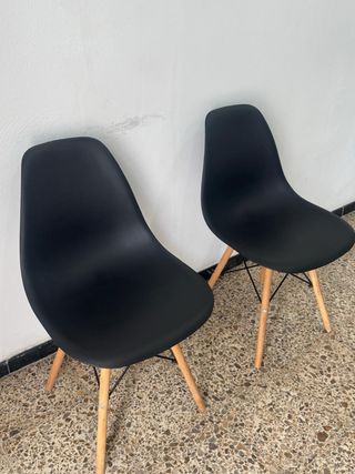 Set di 2 sedie nordiche nere