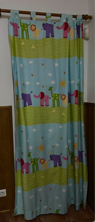 Cortina infantil con animales
