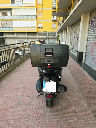 Yamaha Nmax 125 con año 2025