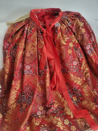 Traje de fallera 



Falda y corpiño S.XIX