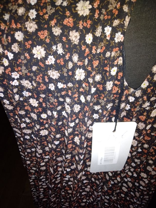 Set vestito floreale e stivali scamosciati