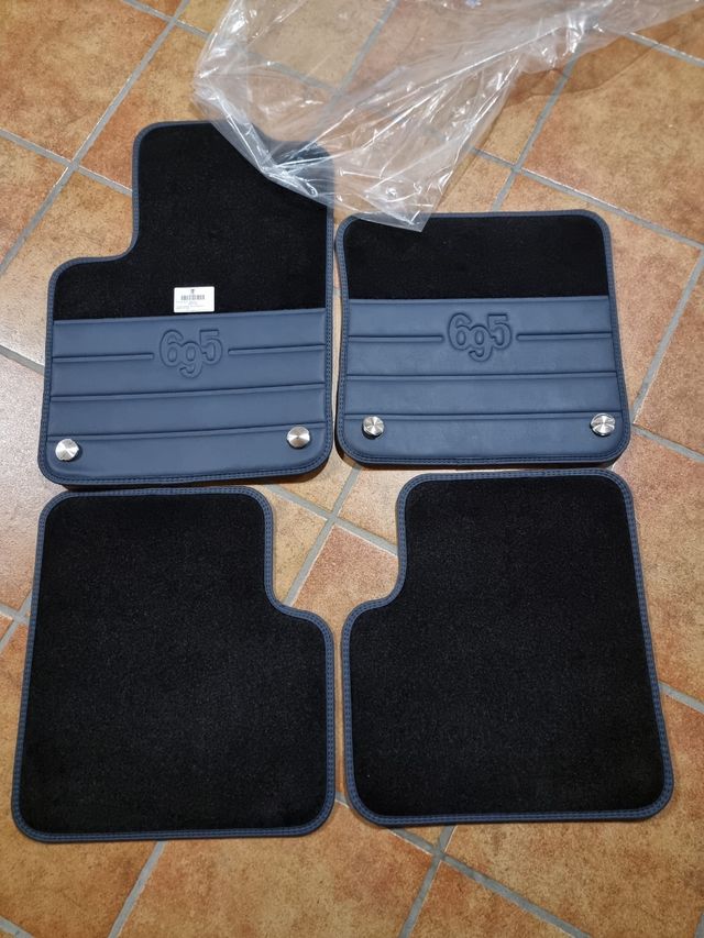 Nuovi tappetini Abarth Rivale