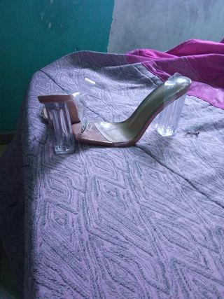 Zapatos de tacón transparentes talla 38