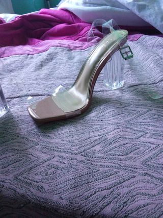 Zapatos de tacón transparentes talla 38
