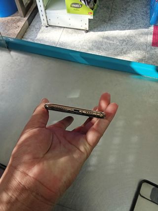 iPhone 11 Pro Max oro e bianco