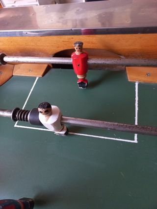 Futbolín 1,37x0,78m Muy Cuidado. Cuanto me das??