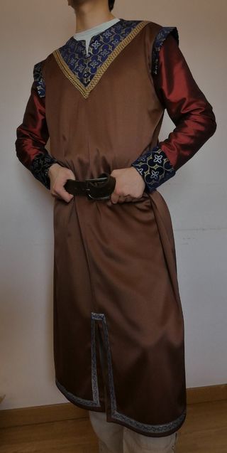 Traje medieval hombre azul y marrón