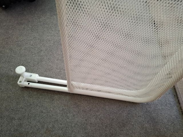 Barra de seguridad metálica decorativa