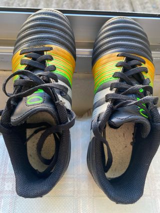 Botas de fútbol Adidas Talla 34 Niñ@