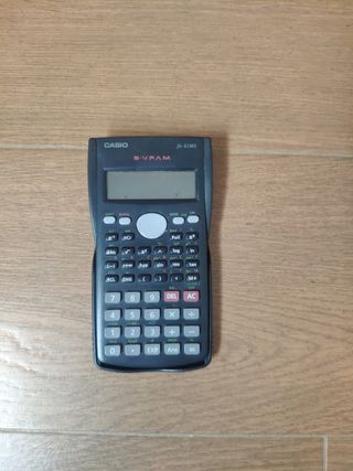 Calculadora Científica Casio fx-82MS