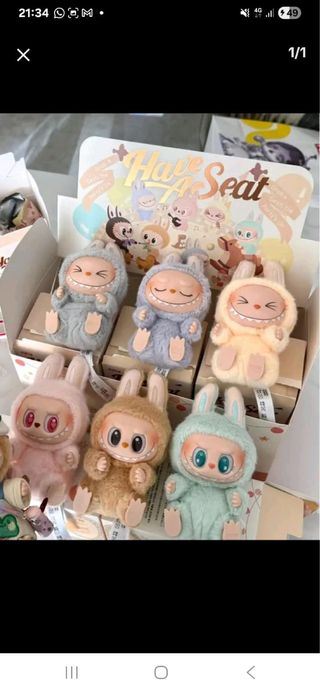 Labubu peluche