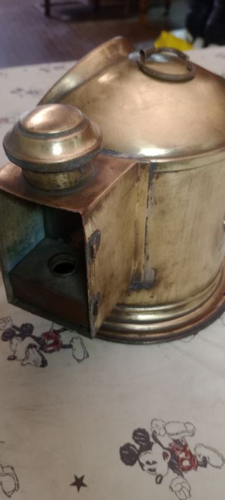 Lampada da tavolo in ottone