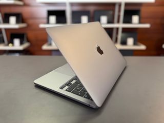 MacBook Pro M2 - GARANTIA