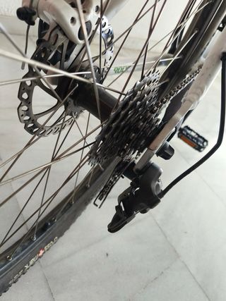 Bicicleta Rockrider Blanca 8.8 27,5