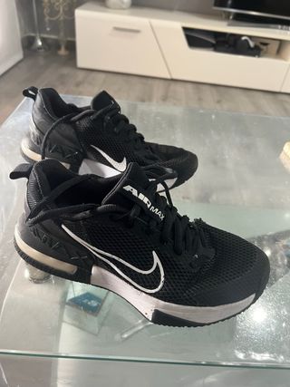 Zapatillas Nike Air Max Negras y Blancas