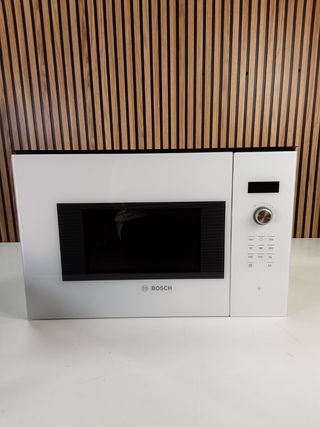 Microondas Bosch Integrable 60cm 800W BFL524MW