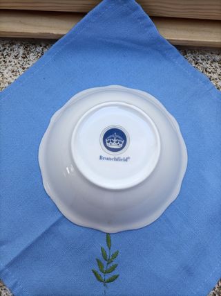 Cuenco de porcelana inglesa con flores