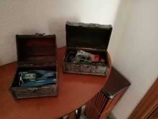 Set di 2 bauli decorativi in metallo