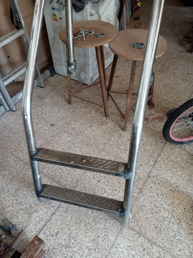 Escalera piscina acero inoxidable 