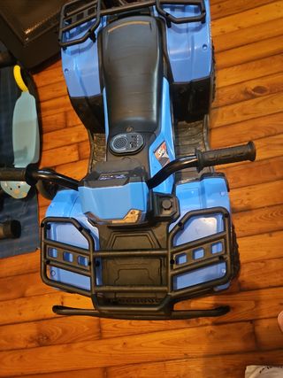 Cuatrimoto infantil azul