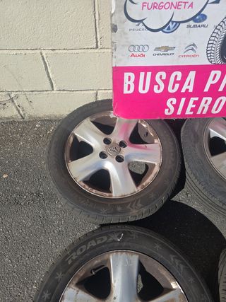 Juego 4 Llantas Toyota Yaris 2007