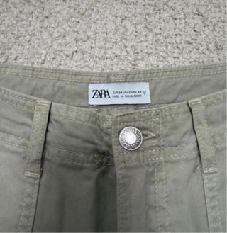 Pantalón cargo Zara beige Talla XS
