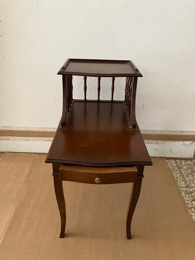 Cassettiera antica in legno e marmo