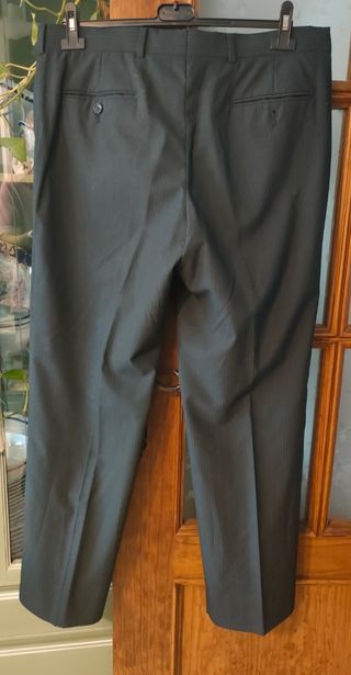 Traje de caballero Dustin del Corte Inglés 